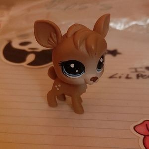 Lps(littlest pet shop)